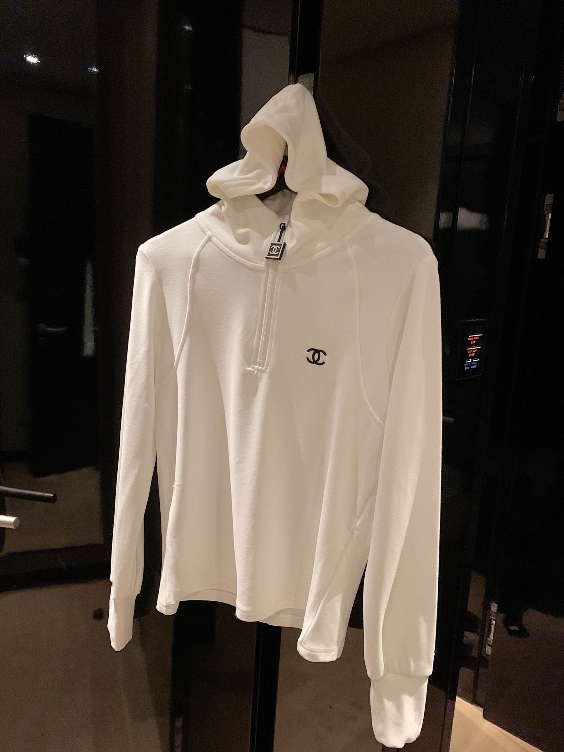 CC Zipper and fleece hooded long sleeved base shirt