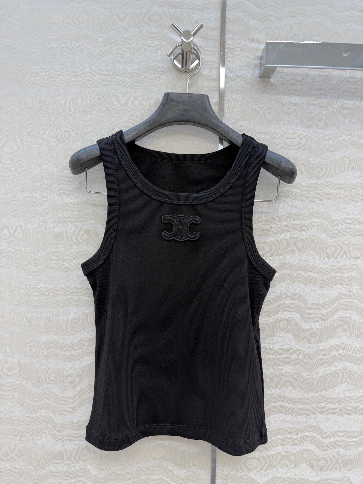 SL Black and white 2-color embroidered vest