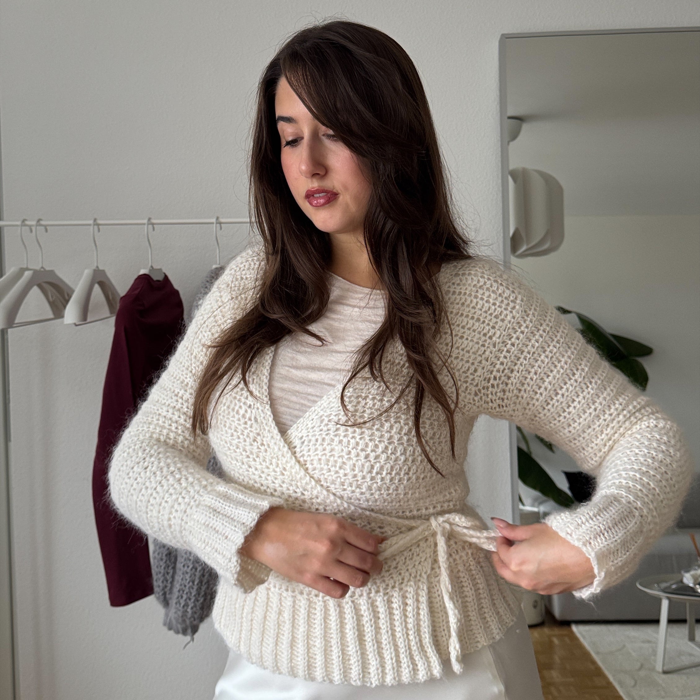 Lerisia Sweater crochet Pattern