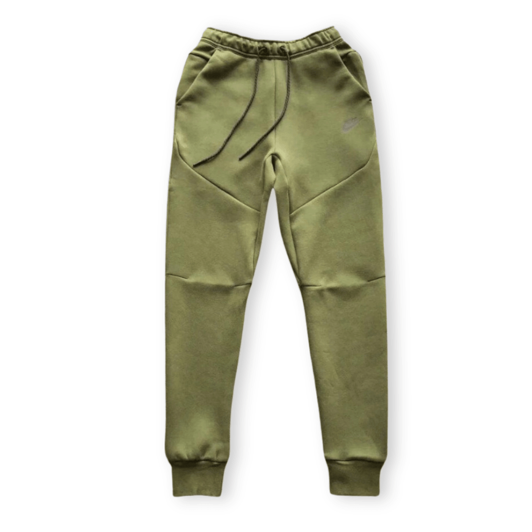 Conjunto Sportswear Tech Fleece