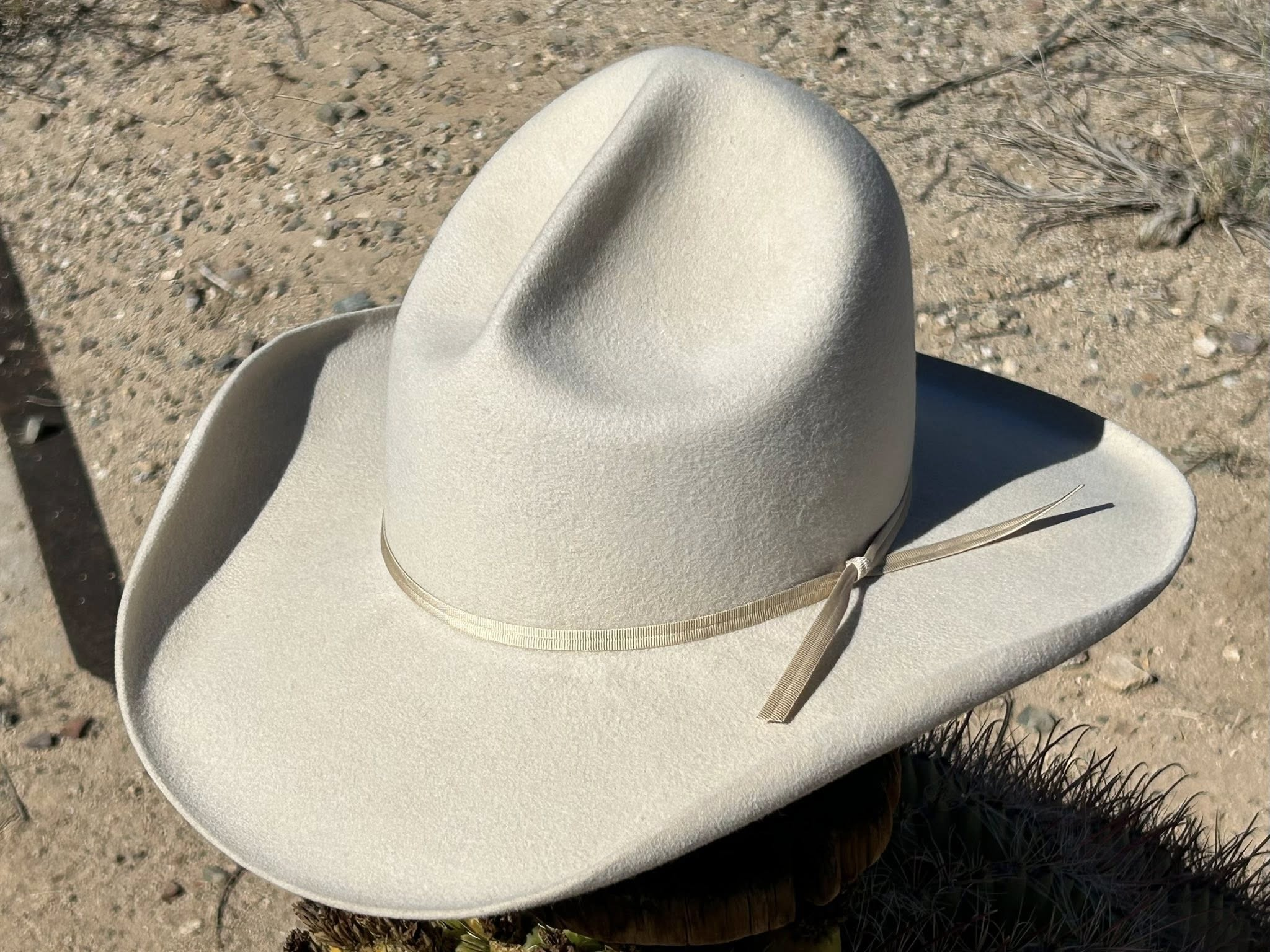 Saber Ridge – Bone White Western Hat