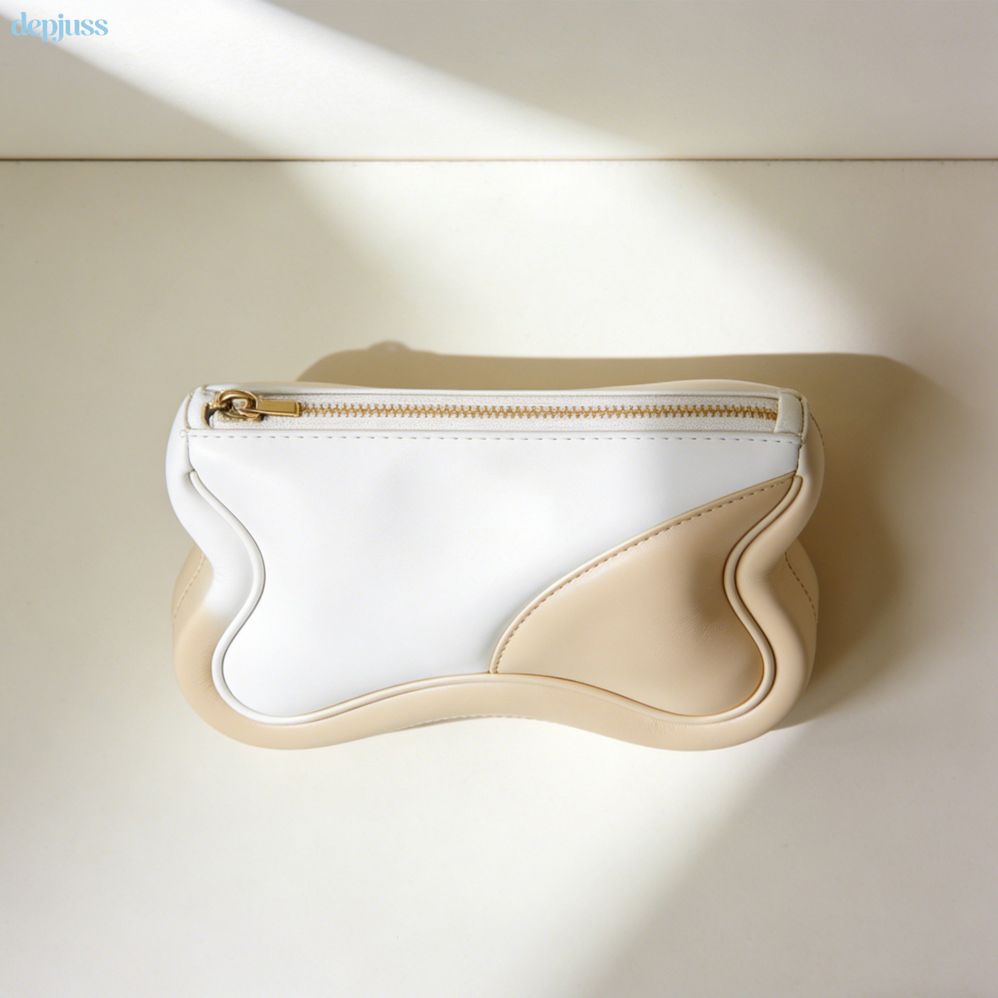 Compact travel storage bag for accessories