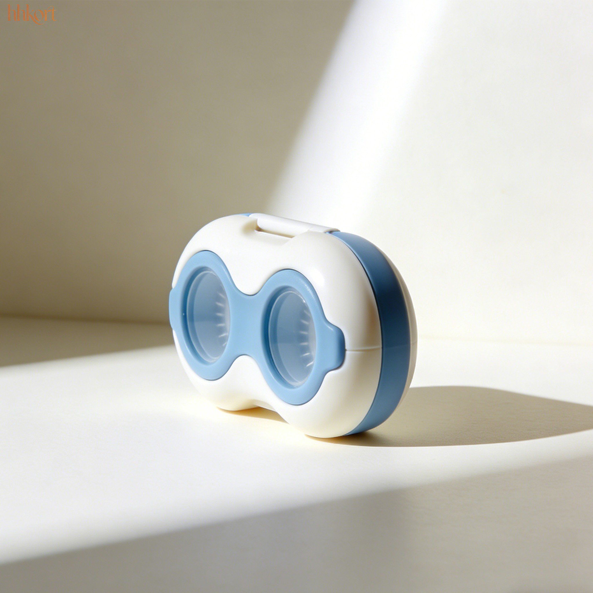 Durable and leak-proof contact lens storage boxes