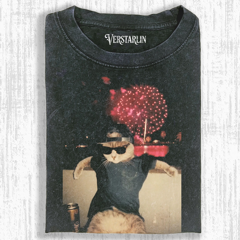 WACKY CAT  T-SHIRT
