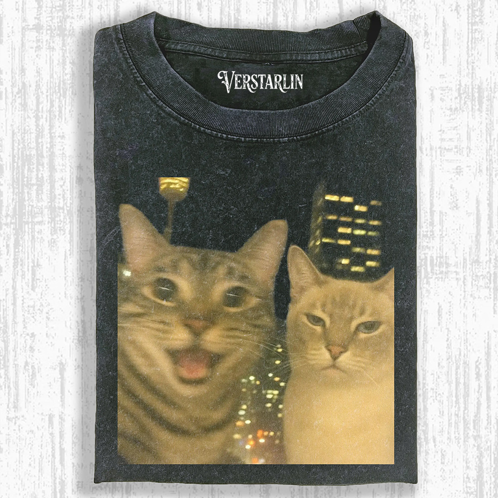 CAT SELFIE T-SHIRT