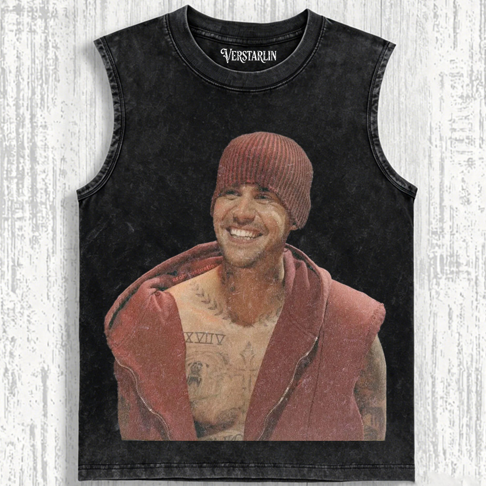 RED-TONED STREET PORTRAIT T-SHIRT