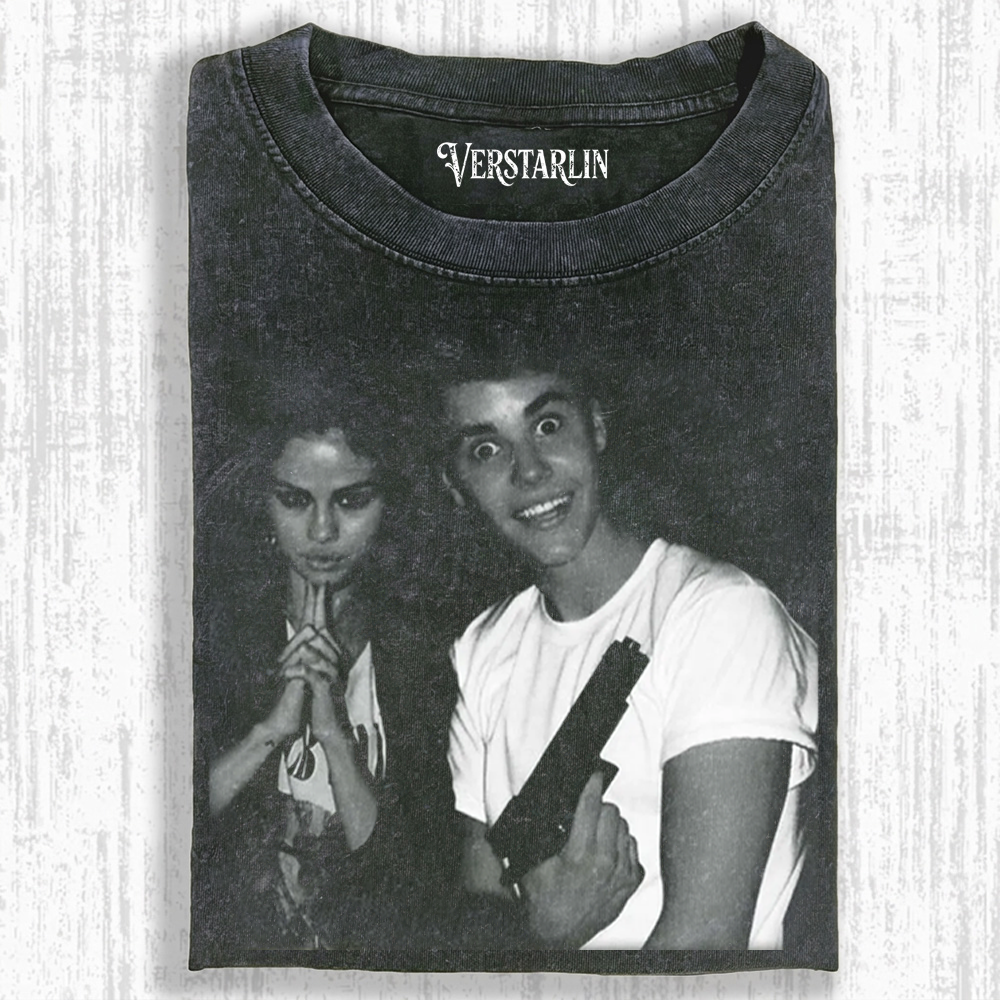 CONTRAST ATTITUDE FRAME T-SHIRT