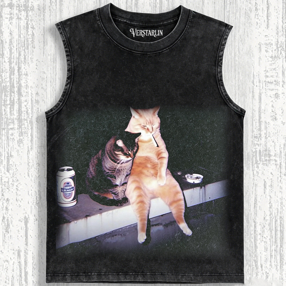 SMOKING CAT T-SHIRT