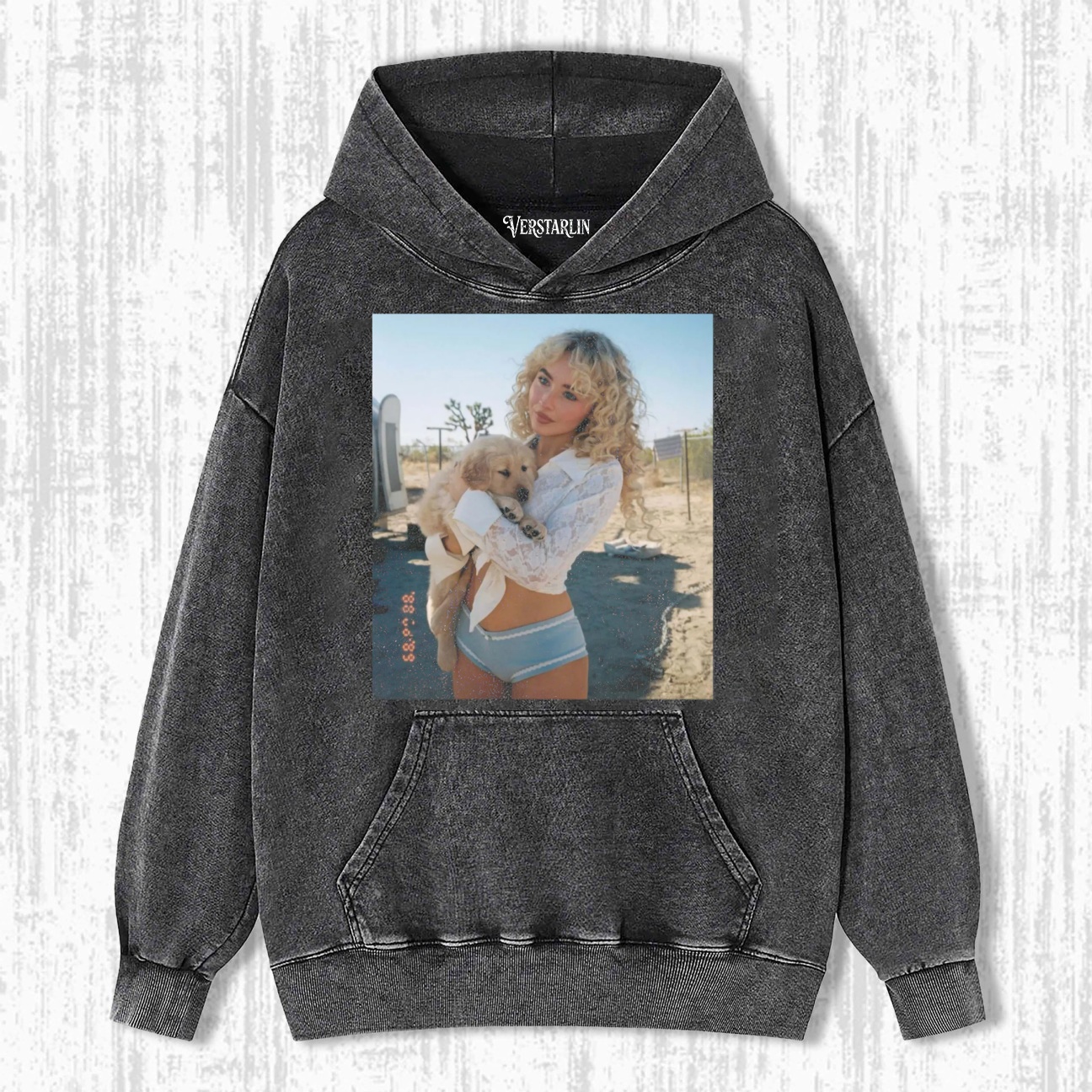GOLDEN HOUR PET MOMENT T-SHIRT