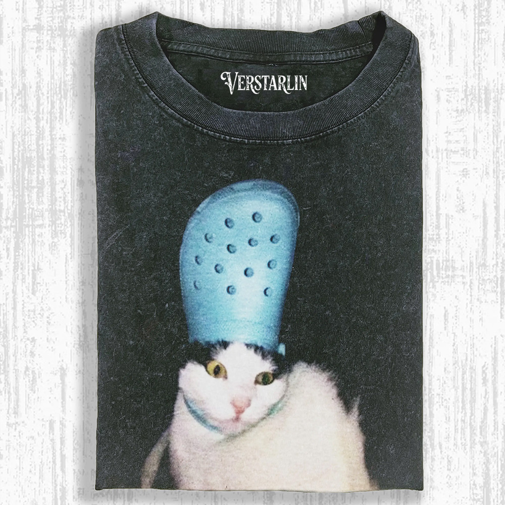 WACKY CAT  T-SHIRT