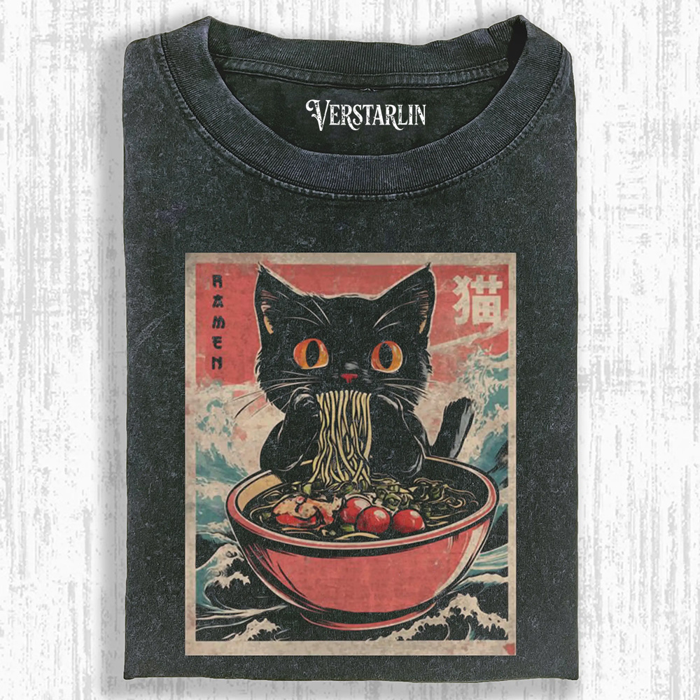 RETRO CAT EATING RAMEN T-SHIRT