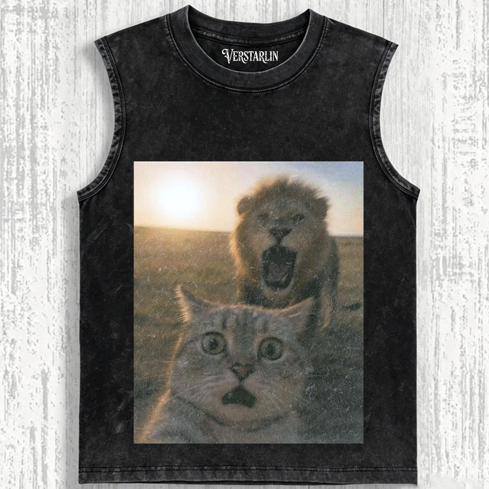 WACKY CAT T-SHIRT