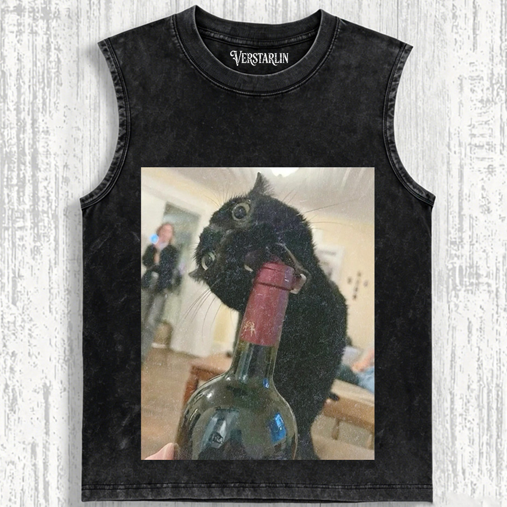 WACKY CAT  T-SHIRT