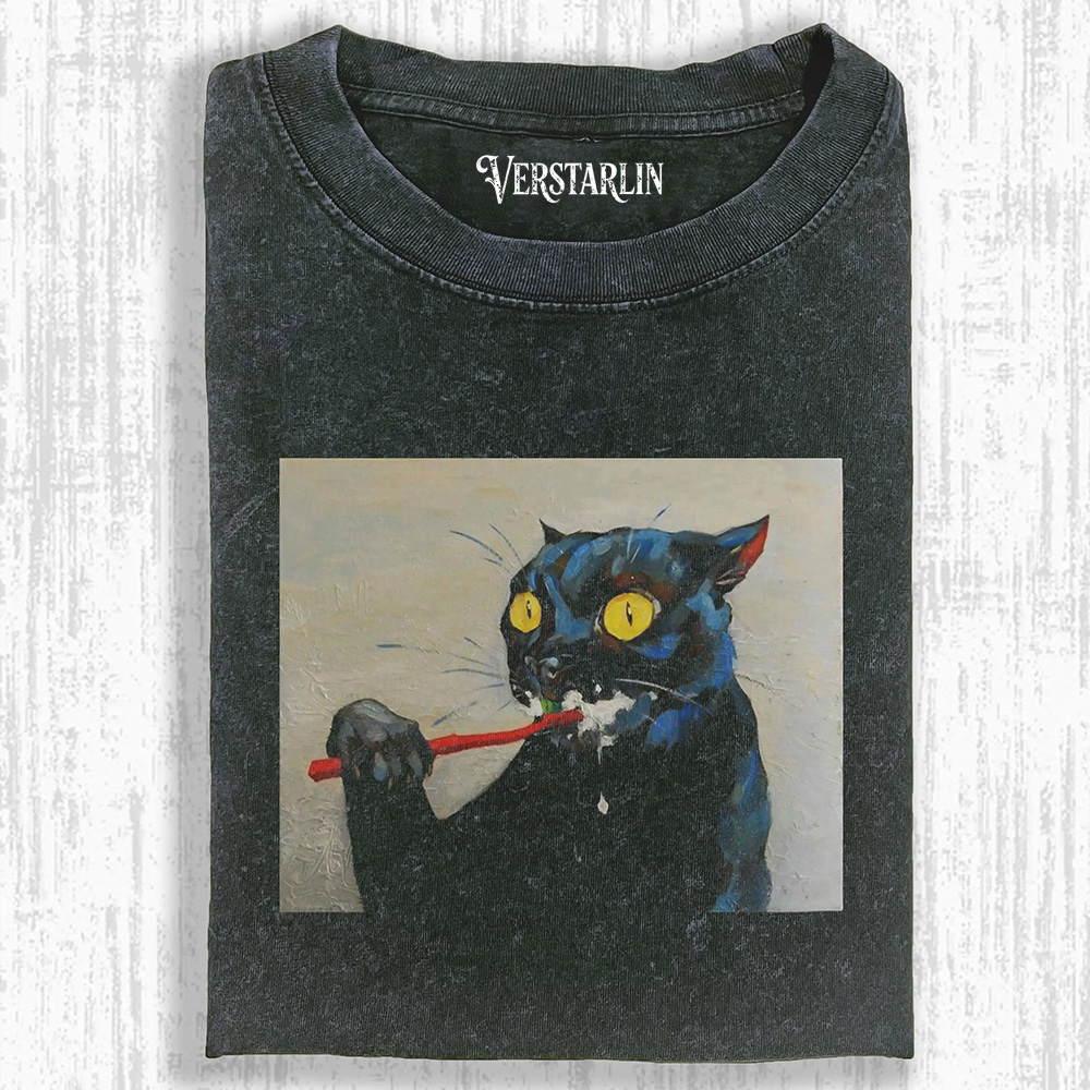 WACKY CAT  T-SHIRT