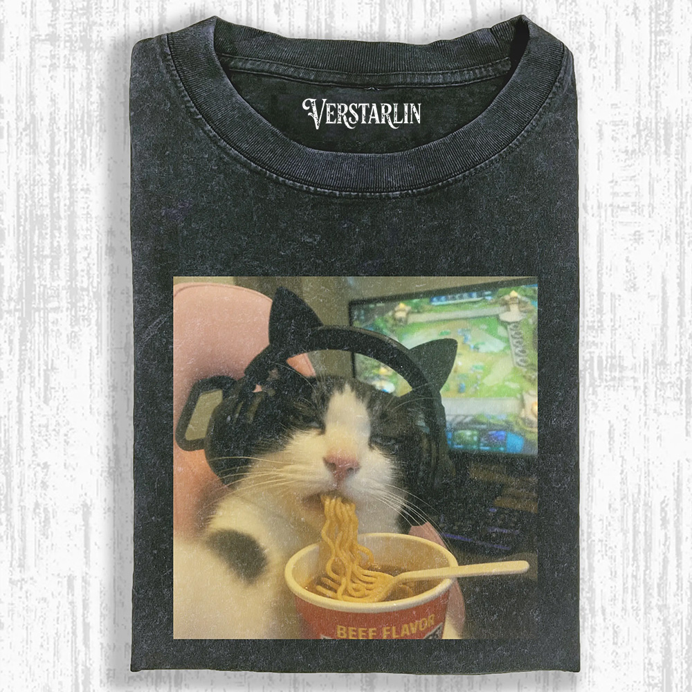 WACKY CAT  T-SHIRT