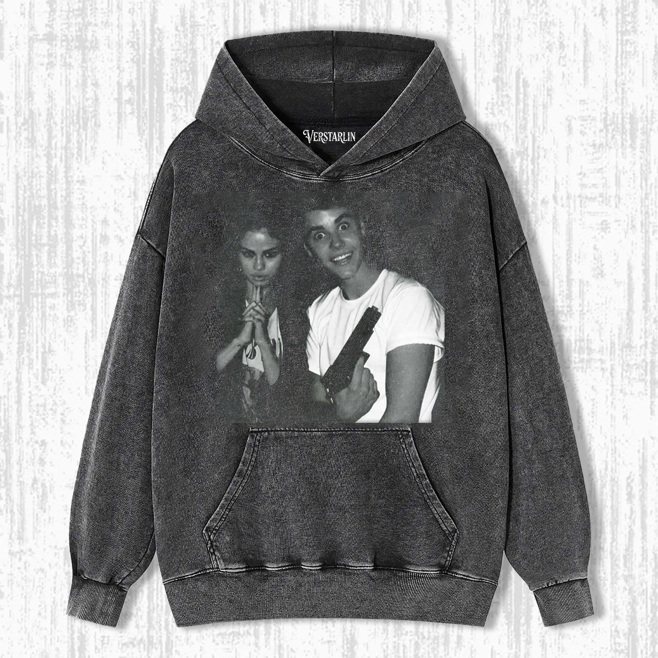 CONTRAST ATTITUDE FRAME T-SHIRT