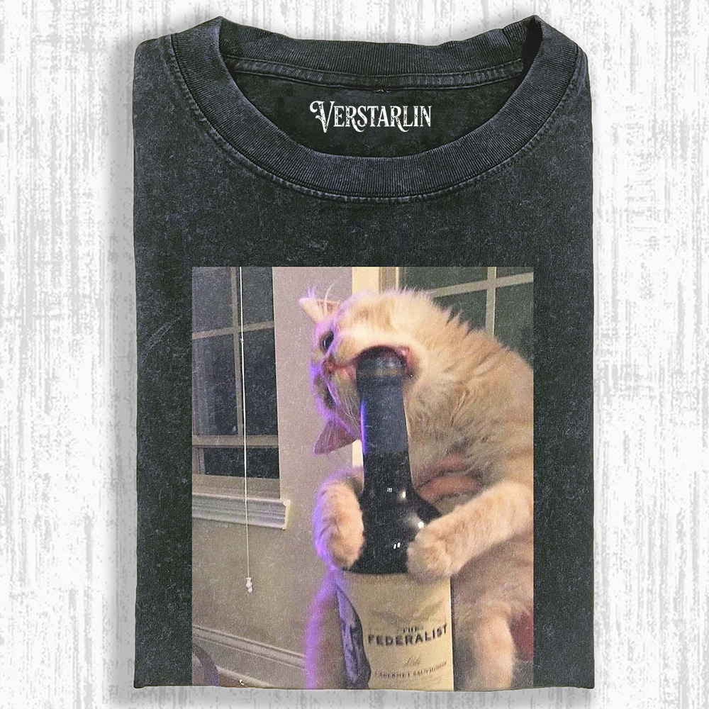WACKY CAT  T-SHIRT