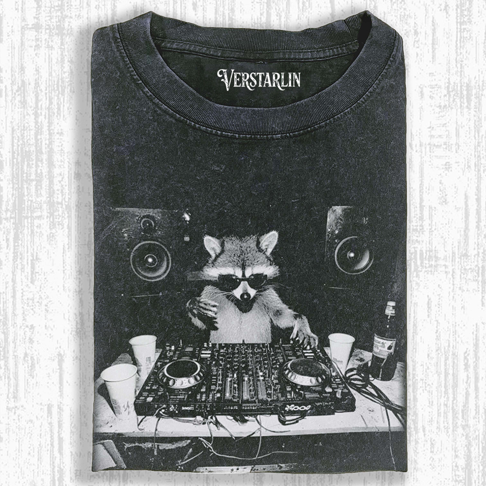 WACKY RACCOON T-SHIRT