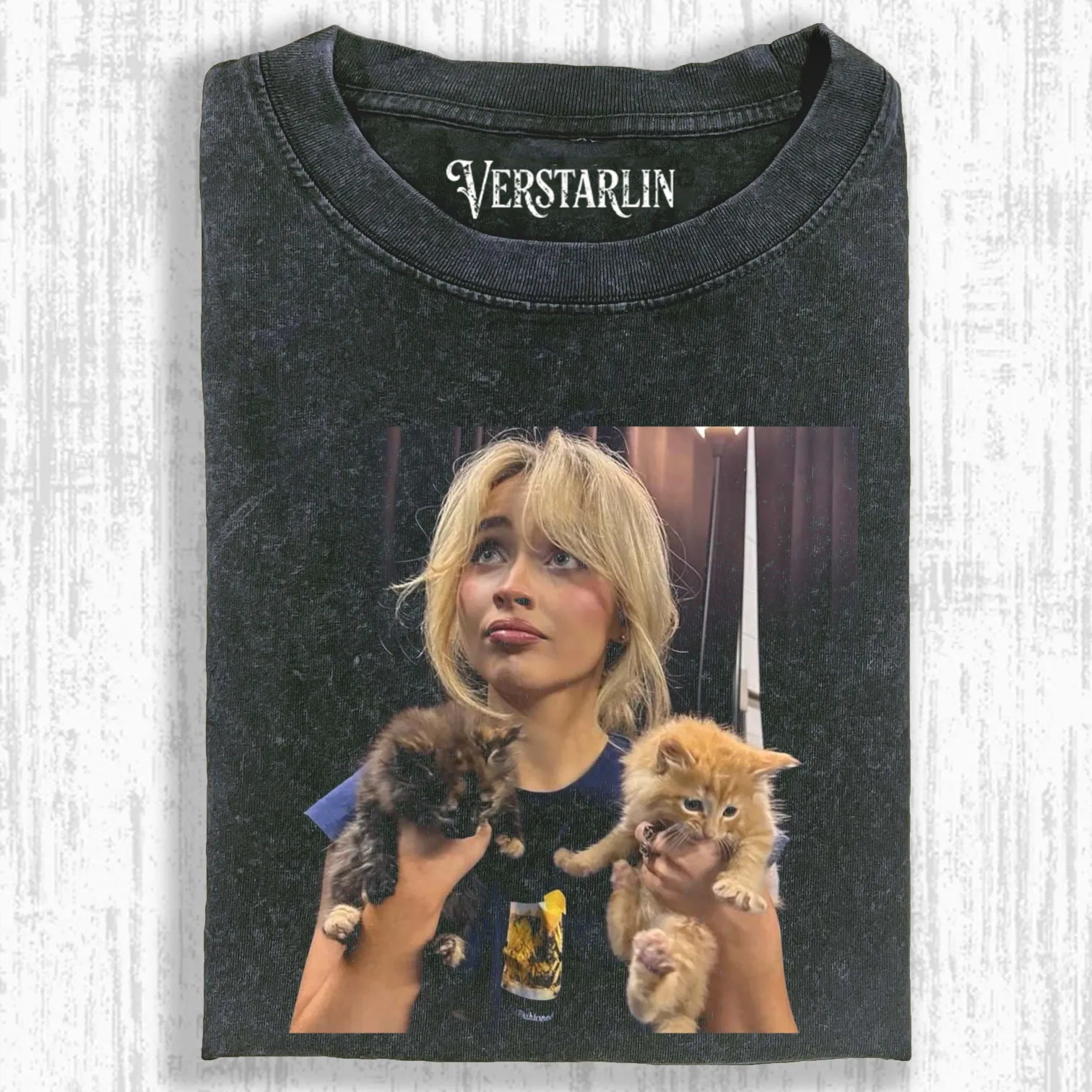 CELEBRITY CAT T-SHIRT