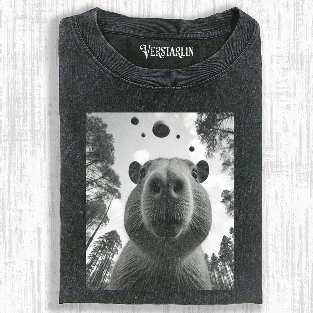 WACKY CAPYBARA T-SHIRT