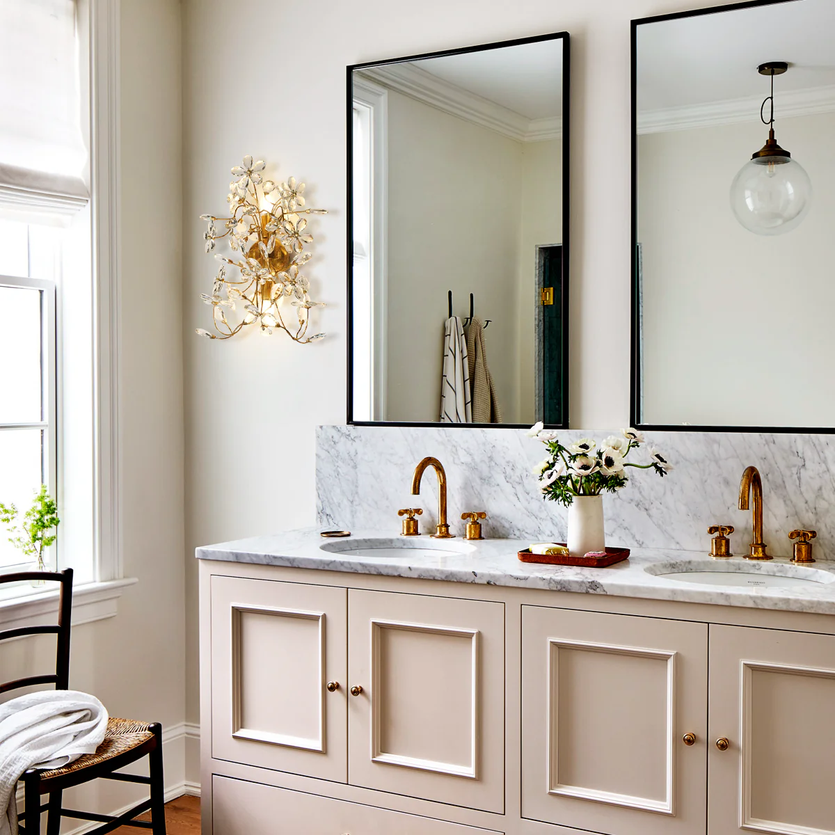 Fiore Crystal Flowers Wall Sconce 2-Light - thebelacan