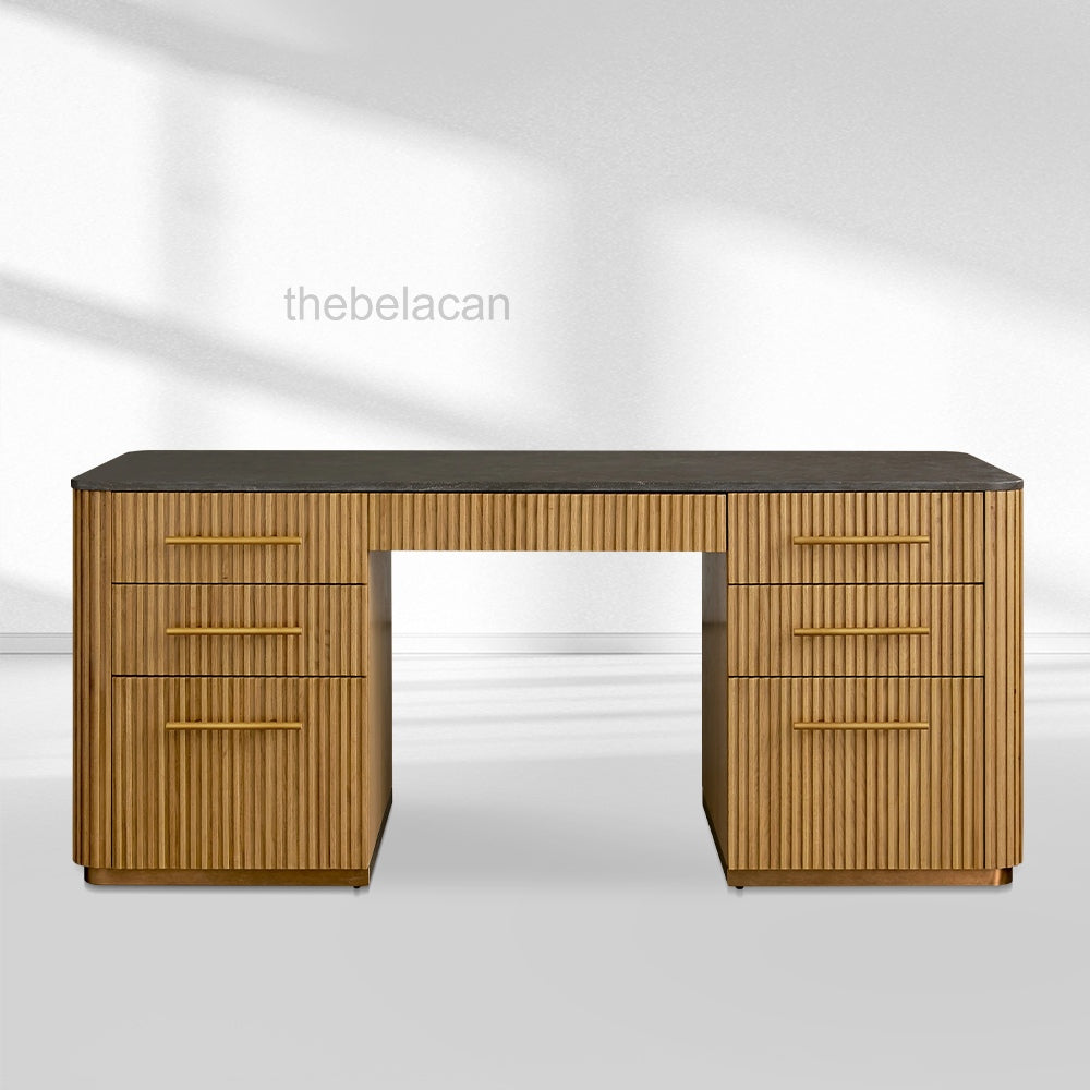 FinRegal Executive Desk - thebelacan