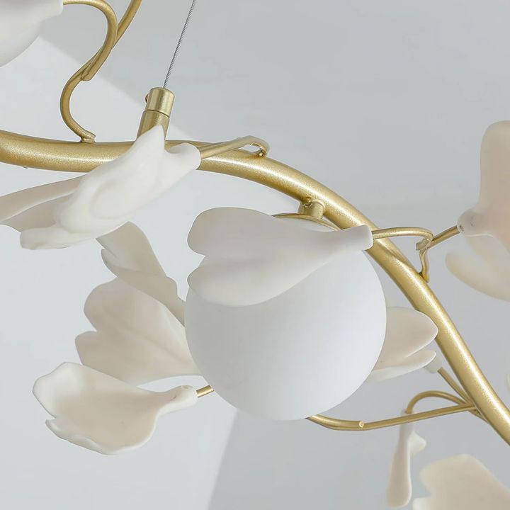 Gingko Glass Chandelier - thebelacan