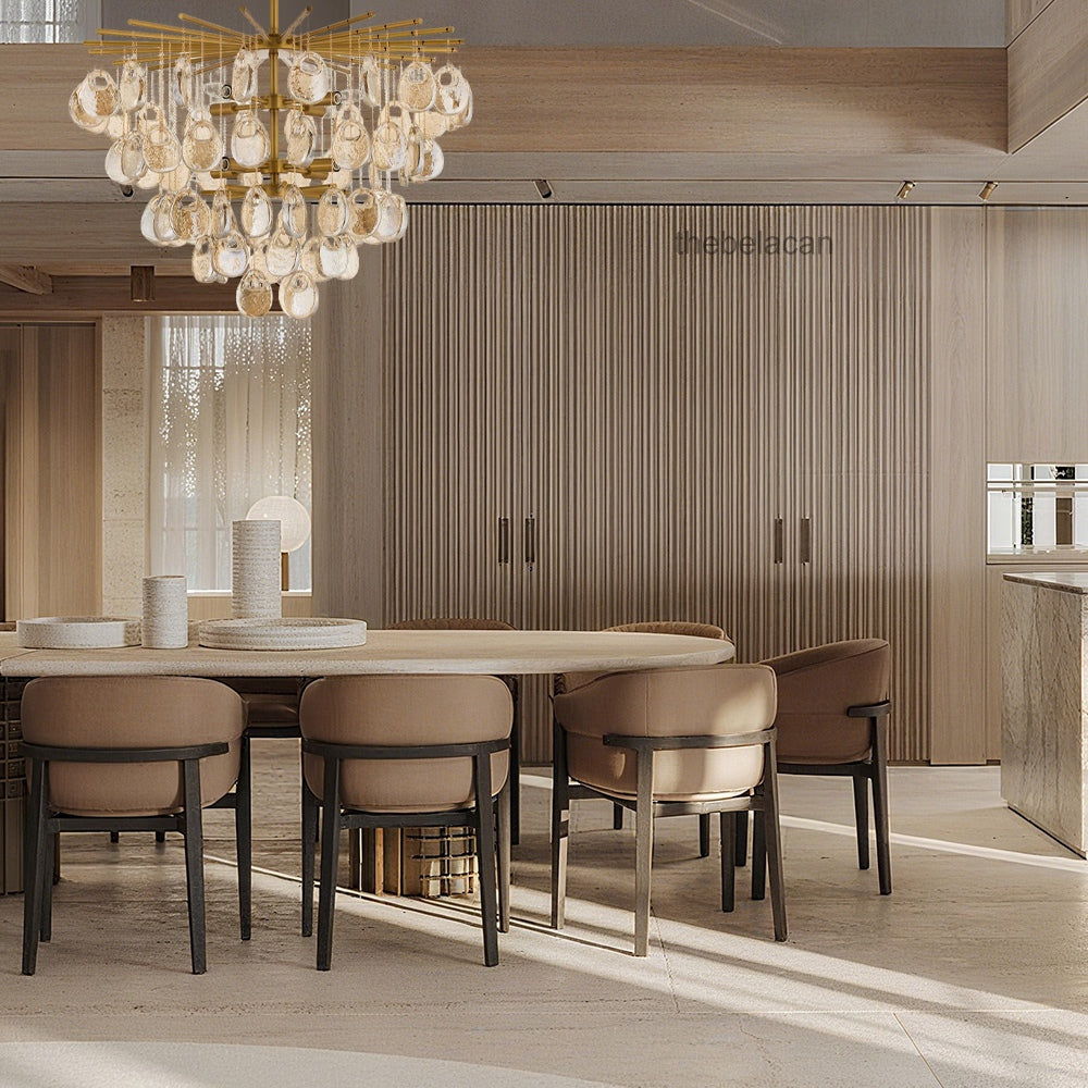 Jacquelux Chandelier - thebelacan