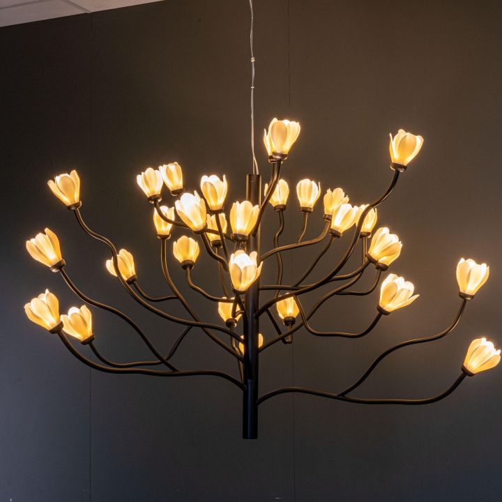 Mokuren Branch Chandelier - thebelacan