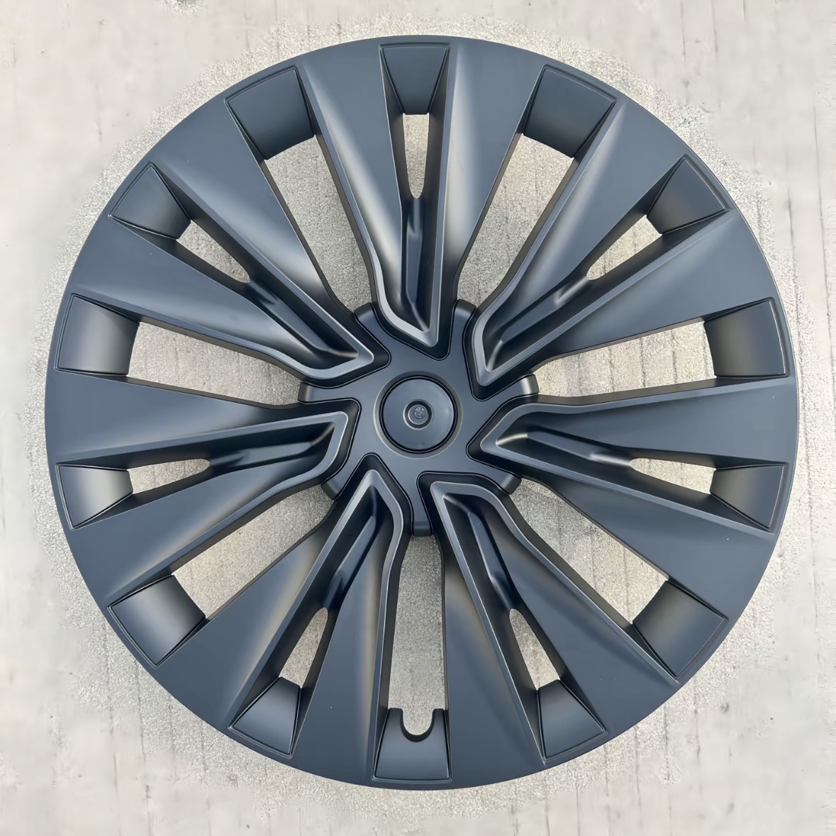 19" Wheel Hub Caps (Set of 4) for Tesla Model Y – Full Coverage Aero Wheel Covers