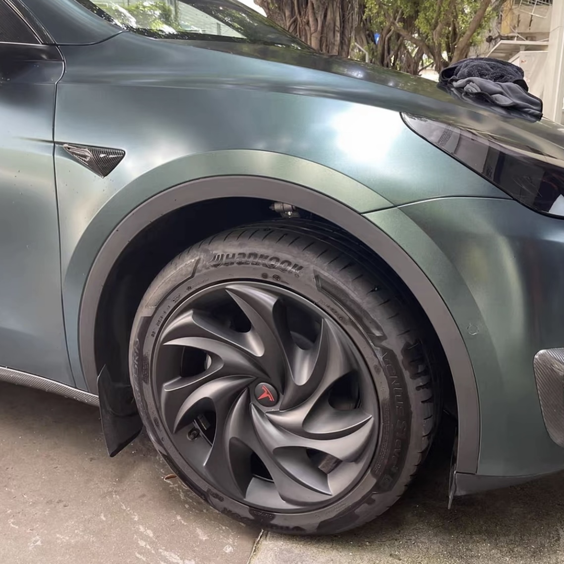 19" Wheel Hub Caps (Set of 4) for Tesla Model Y – Full Coverage Aero Wheel Covers