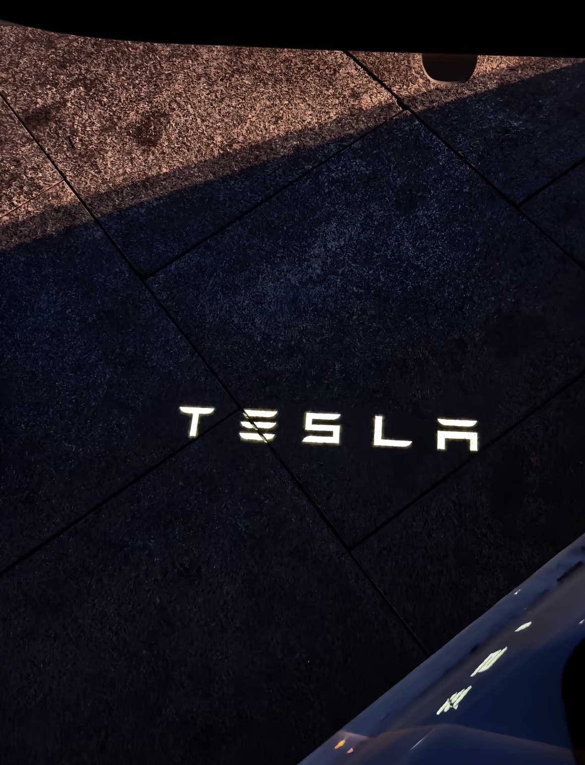 LED Car Door Welcome Lights for Tesla Model 3 & Tesla Model Y – Door Projection Ambient Lights, No Damage Installation