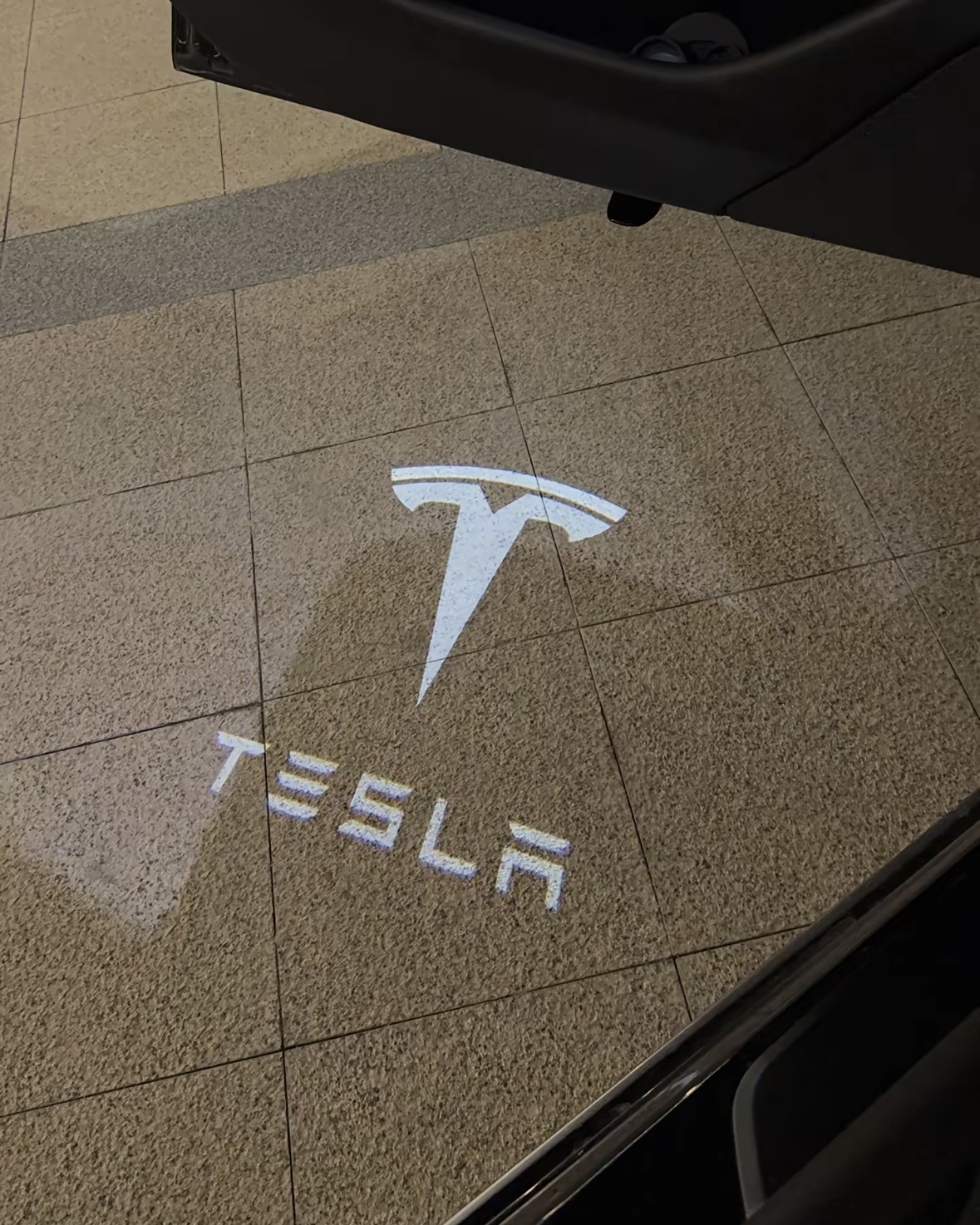 LED Car Door Welcome Lights for Tesla Model 3 & Tesla Model Y – Door Projection Ambient Lights, No Damage Installation