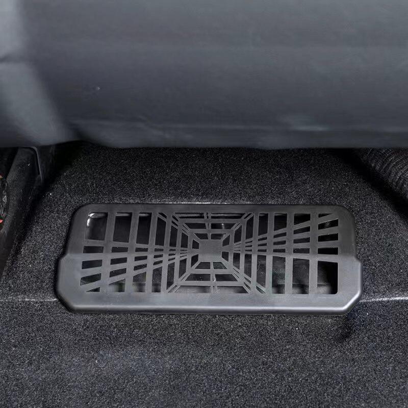 Under Seat Air Vent Cover Protection Mesh for Tesla Model 3 / Tesla Model Y Air Conditioning Vent Trim Accessory