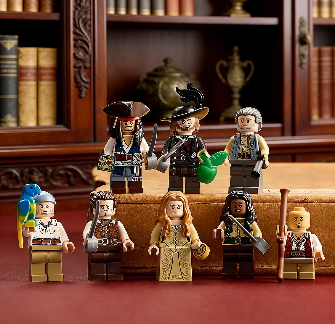 2862 pieces, Captain's Ship Building Set for Adults, Ages 18+ - Room Decor for Office, Bedroom or Shelf - Collectible