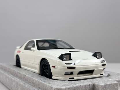 WHELART 1/18 Mazda FC3S (White) WH013
