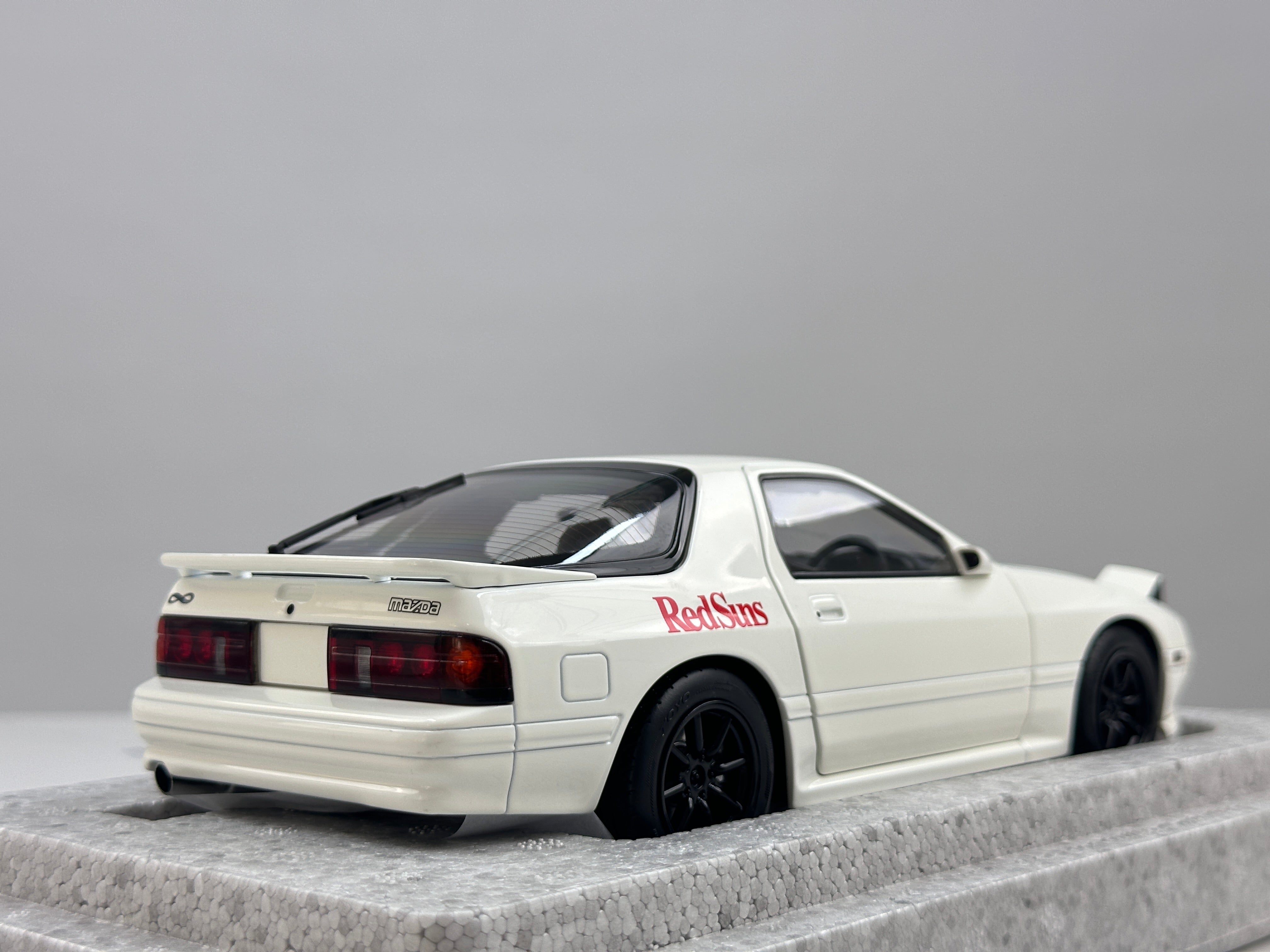 WHELART 1/18 Mazda FC3S (White) WH013