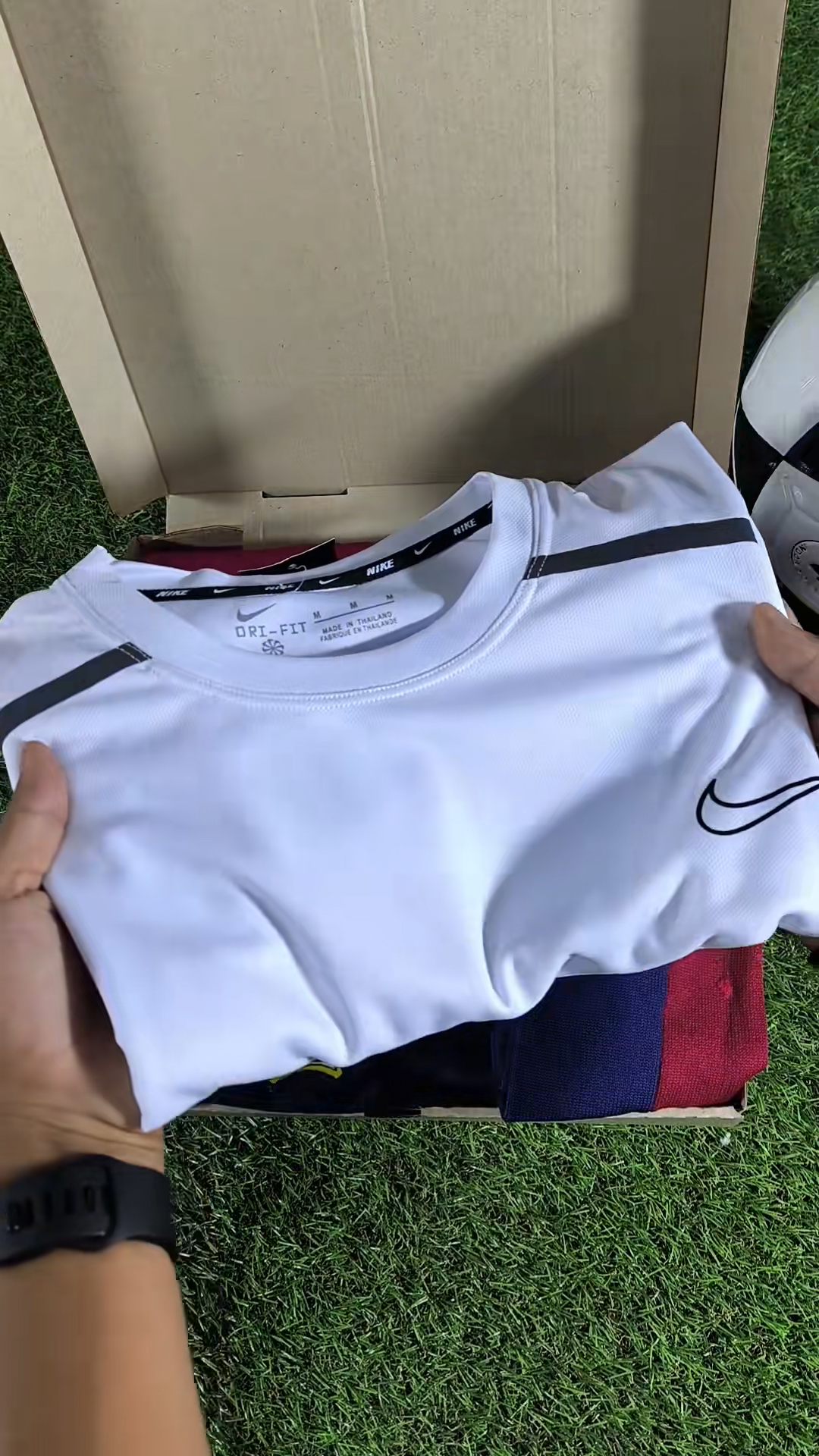  FC Barcelona Jersey T-Shirt Gift Box (5-Piece Set)