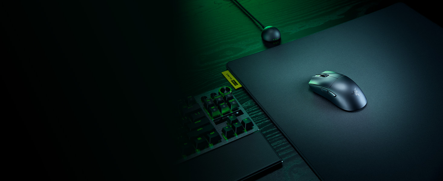 Razer Atlas mouse mat ergonomic pro lightweight usb