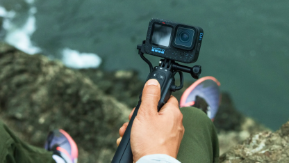 Camera Battery Grip / Tripod / Remote