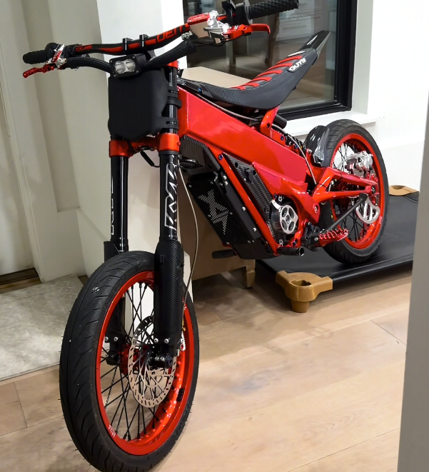Custom Gloss Red Surron Light Bee Supermoto | Red Rims, GUTS Seat, Street-Ready Build