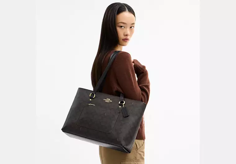 Station Tote Bag In Signature Canvas
