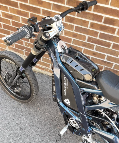 Custom Chameleon Blue Surron Light Bee Supermoto | CHIBATTERY Upgrade, Carbon Fiber & Full Race Build