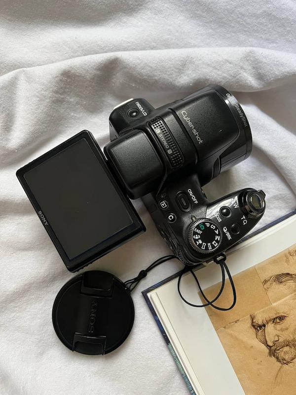 Sony Cybershot DSC-HX1