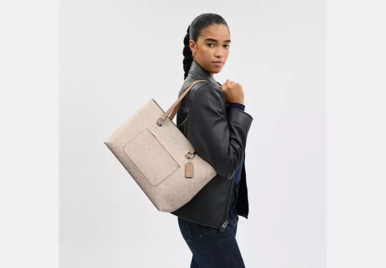 Station Tote Bag In Signature Canvas