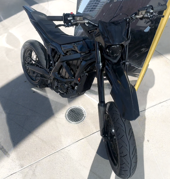 Full Gloss Black Custom Surron Light Bee Supermoto | Street-Tire Conversion, Stealth Urban Build