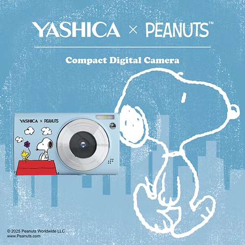 YASHICA x Peanuts Digital Camera (Blue Sky)