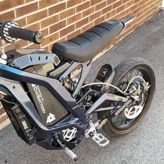 Custom Chameleon Blue Surron Light Bee Supermoto | CHIBATTERY Upgrade, Carbon Fiber & Full Race Build