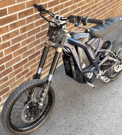 Custom Chameleon Blue Surron Light Bee Supermoto | CHIBATTERY Upgrade, Carbon Fiber & Full Race Build