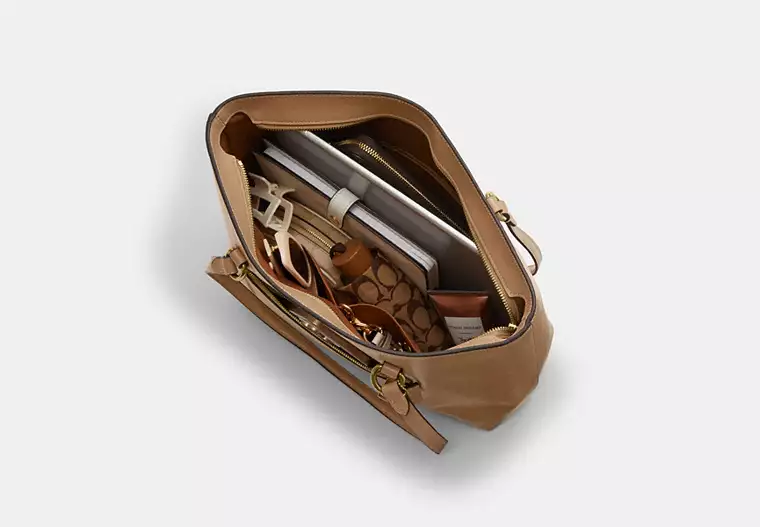 Station Tote Bag In Signature Canvas